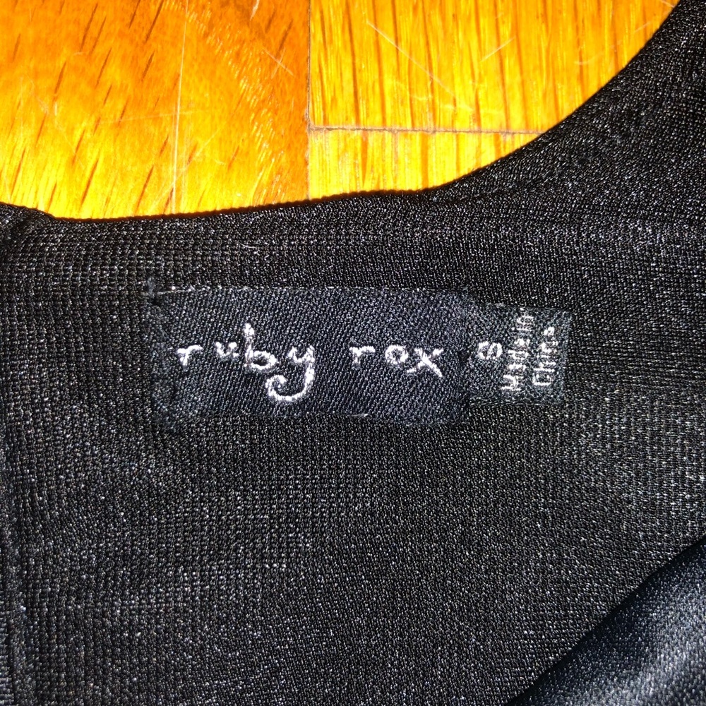 Ruby Rox dress - Picture 3 of 3
